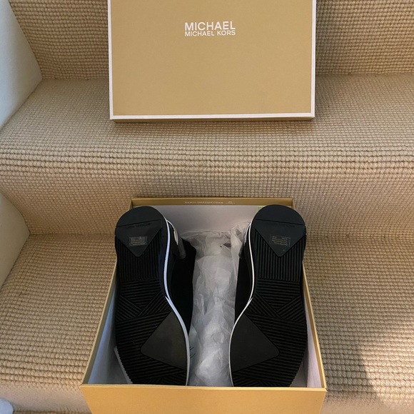 Authentic Skylar Stretch knit sock sneaker - Picture 2 of 8